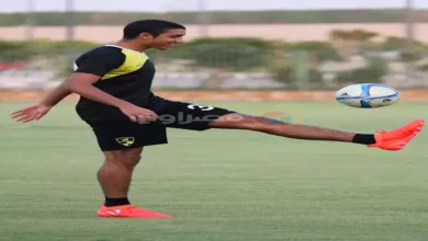 طلب الأهلي وتعنت مدربين.. مدرب مرموش يكشف "لمصراوي" أسرار في حياة لاعب السيتي المنتظر